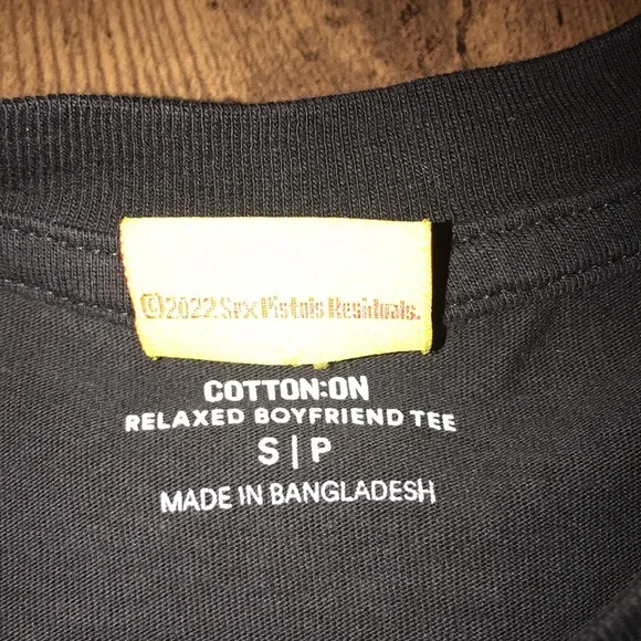 Sex Pistols Band Tee 🤘🏽 - Picture 3 of 4